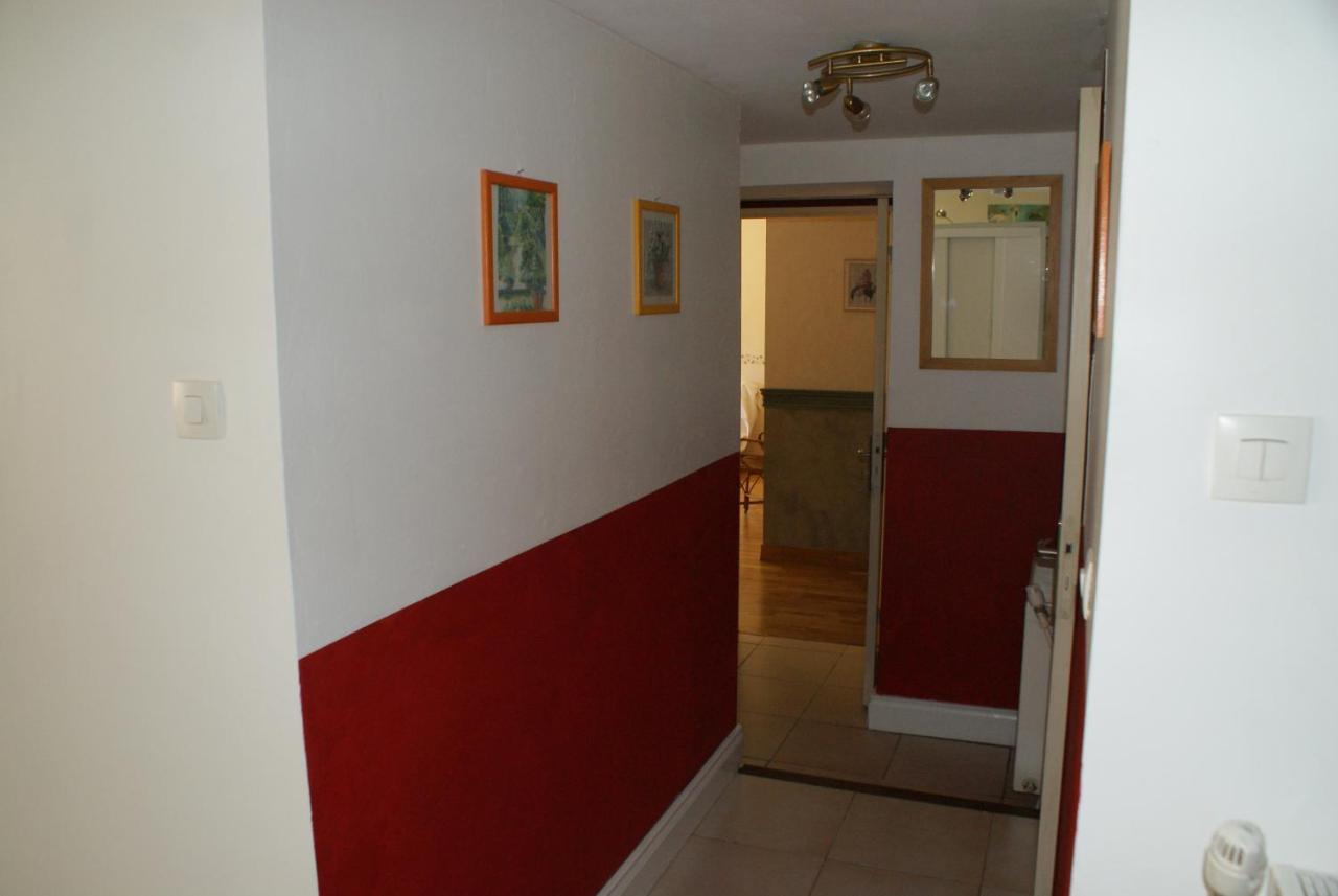 Spacieuse Maison De Village Climatisee Avec Jardin Patio Bessan Exterior foto